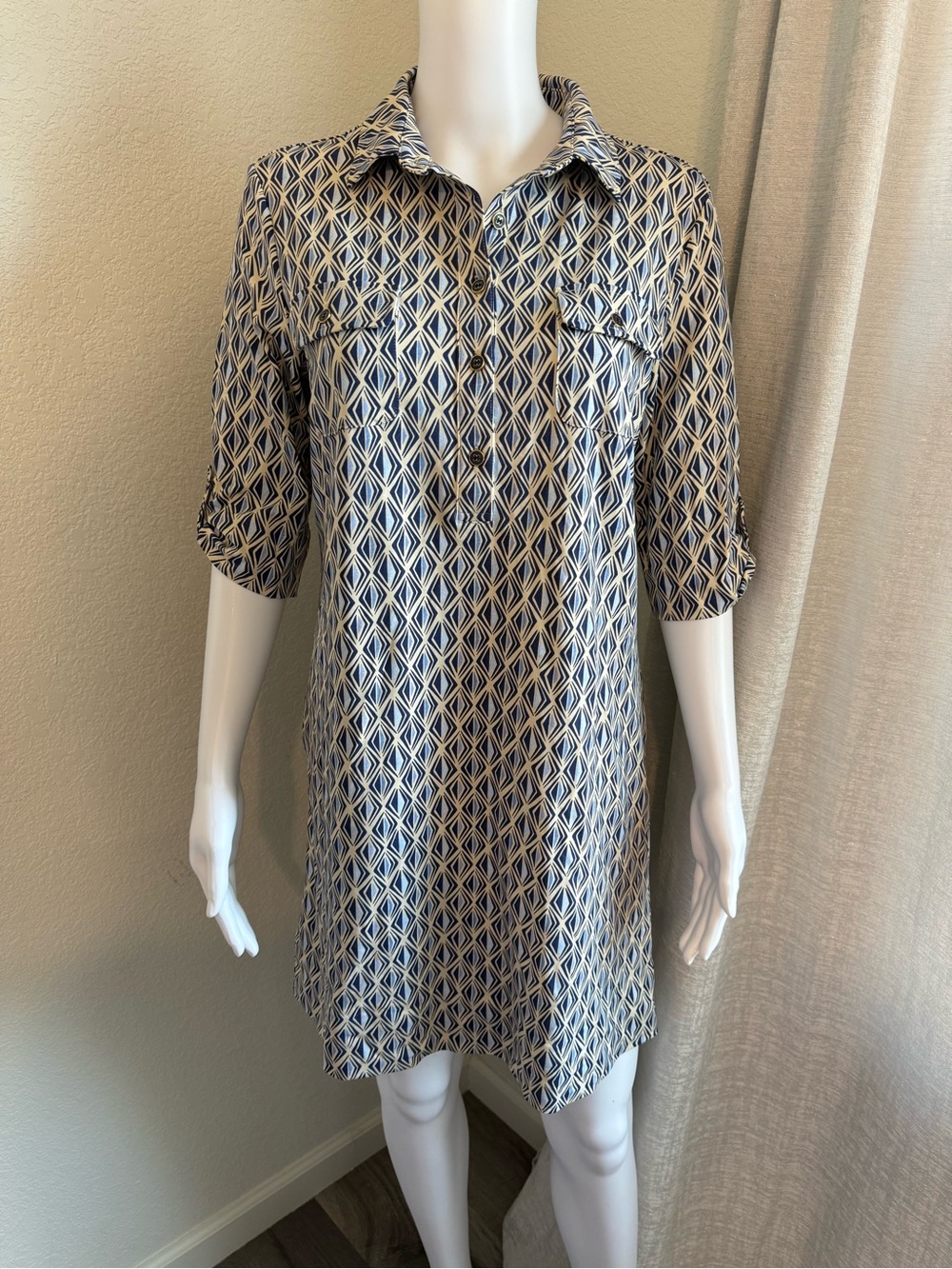 J. McLaughlin Geometric Print Shirt Dress 
Size Small